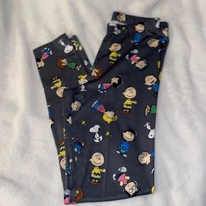 Peanuts Printed Leggings; Medium